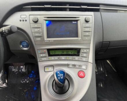 Белый Тойота Приус, объемом двигателя 1.8 л и пробегом 71 тыс. км за 7600 $, фото 8 на Automoto.ua