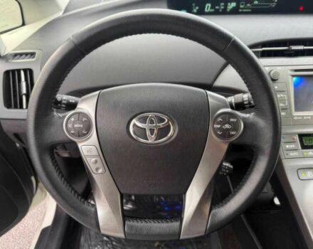 Белый Тойота Приус, объемом двигателя 1.8 л и пробегом 71 тыс. км за 7600 $, фото 6 на Automoto.ua