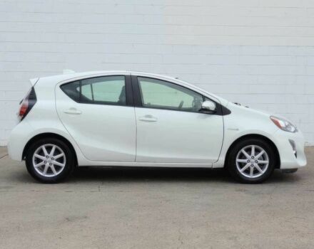 Белый Тойота Приус, объемом двигателя 1.5 л и пробегом 78 тыс. км за 4100 $, фото 4 на Automoto.ua