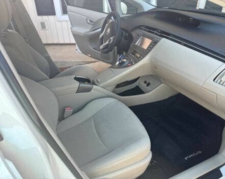 Белый Тойота Приус, объемом двигателя 1.8 л и пробегом 74 тыс. км за 6400 $, фото 8 на Automoto.ua