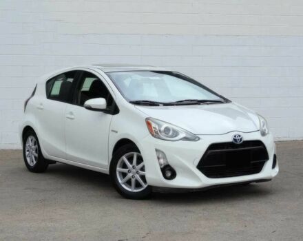 Белый Тойота Приус, объемом двигателя 1.5 л и пробегом 78 тыс. км за 4100 $, фото 2 на Automoto.ua