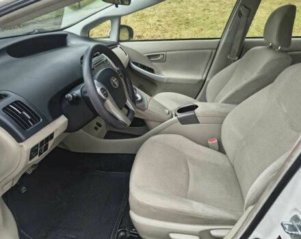 Белый Тойота Приус, объемом двигателя 1.8 л и пробегом 99 тыс. км за 8500 $, фото 5 на Automoto.ua