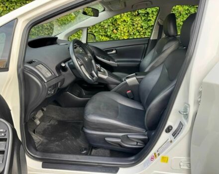 Белый Тойота Приус, объемом двигателя 1.8 л и пробегом 72 тыс. км за 7800 $, фото 10 на Automoto.ua