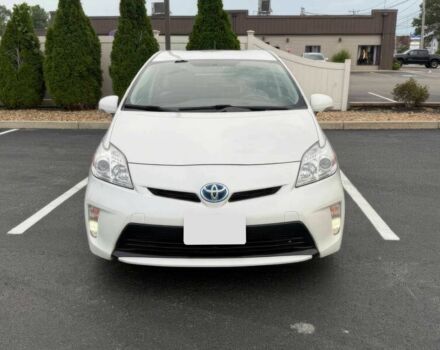 Белый Тойота Приус, объемом двигателя 1.8 л и пробегом 71 тыс. км за 7600 $, фото 1 на Automoto.ua