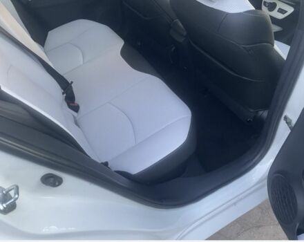Білий Тойота Пріус, об'ємом двигуна 1.8 л та пробігом 34 тис. км за 15500 $, фото 6 на Automoto.ua