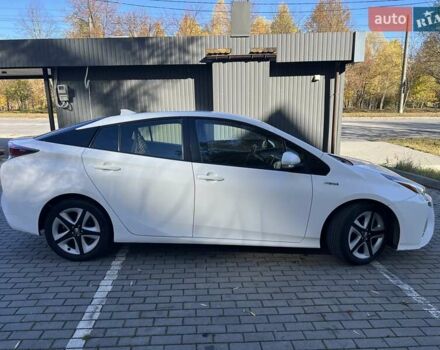 Белый Тойота Приус, объемом двигателя 1.8 л и пробегом 240 тыс. км за 17700 $, фото 17 на Automoto.ua