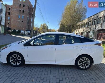 Белый Тойота Приус, объемом двигателя 1.8 л и пробегом 240 тыс. км за 17700 $, фото 27 на Automoto.ua