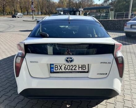 Белый Тойота Приус, объемом двигателя 1.8 л и пробегом 240 тыс. км за 17700 $, фото 4 на Automoto.ua
