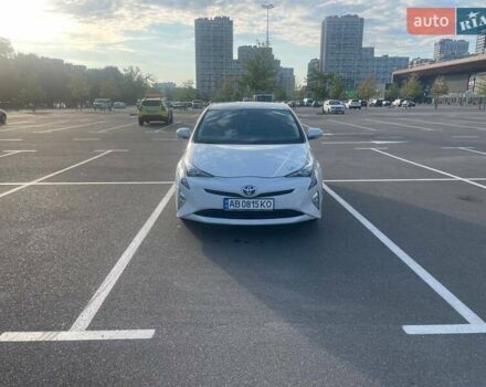 Белый Тойота Приус, объемом двигателя 1.8 л и пробегом 214 тыс. км за 15900 $, фото 1 на Automoto.ua