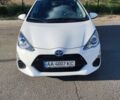 Белый Тойота Приус, объемом двигателя 1.5 л и пробегом 123 тыс. км за 12000 $, фото 1 на Automoto.ua