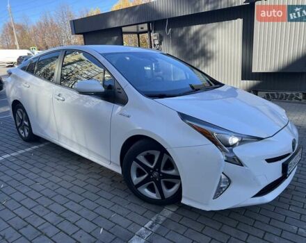 Белый Тойота Приус, объемом двигателя 1.8 л и пробегом 240 тыс. км за 17700 $, фото 18 на Automoto.ua