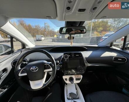 Белый Тойота Приус, объемом двигателя 1.8 л и пробегом 240 тыс. км за 17700 $, фото 50 на Automoto.ua
