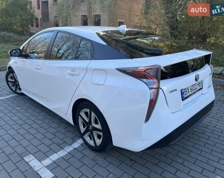 Белый Тойота Приус, объемом двигателя 1.8 л и пробегом 240 тыс. км за 17700 $, фото 10 на Automoto.ua