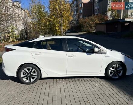 Белый Тойота Приус, объемом двигателя 1.8 л и пробегом 240 тыс. км за 17700 $, фото 25 на Automoto.ua