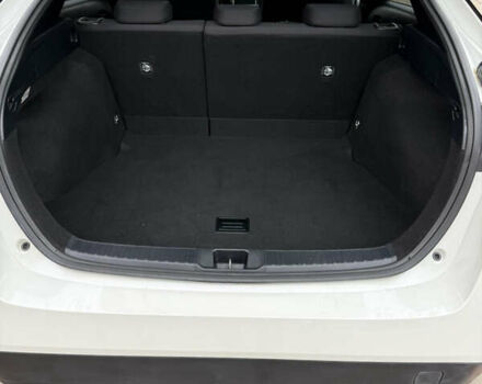 Белый Тойота Приус, объемом двигателя 1.8 л и пробегом 134 тыс. км за 14800 $, фото 65 на Automoto.ua