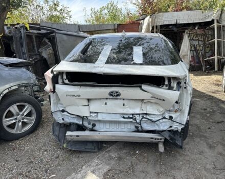 Білий Тойота Пріус, об'ємом двигуна 0 л та пробігом 105 тис. км за 9900 $, фото 1 на Automoto.ua