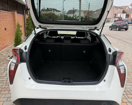 Белый Тойота Приус, объемом двигателя 1.8 л и пробегом 134 тыс. км за 14800 $, фото 64 на Automoto.ua