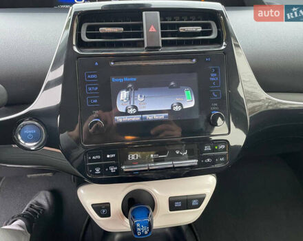 Белый Тойота Приус, объемом двигателя 1.8 л и пробегом 120 тыс. км за 15900 $, фото 17 на Automoto.ua