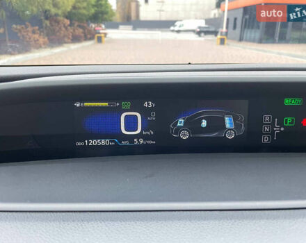 Белый Тойота Приус, объемом двигателя 1.8 л и пробегом 120 тыс. км за 15900 $, фото 16 на Automoto.ua