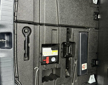 Белый Тойота Приус, объемом двигателя 1.8 л и пробегом 135 тыс. км за 14800 $, фото 78 на Automoto.ua