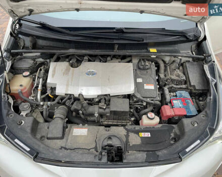 Белый Тойота Приус, объемом двигателя 1.8 л и пробегом 120 тыс. км за 15900 $, фото 21 на Automoto.ua