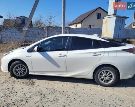 Белый Тойота Приус, объемом двигателя 1.8 л и пробегом 115 тыс. км за 14000 $, фото 6 на Automoto.ua