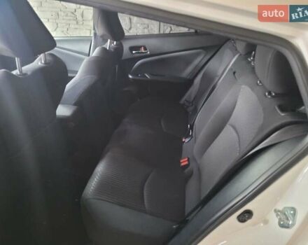 Белый Тойота Приус, объемом двигателя 1.8 л и пробегом 115 тыс. км за 14000 $, фото 12 на Automoto.ua