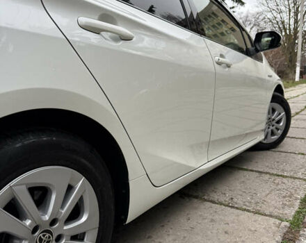 Белый Тойота Приус, объемом двигателя 1.8 л и пробегом 135 тыс. км за 14800 $, фото 19 на Automoto.ua