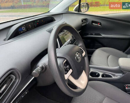 Белый Тойота Приус, объемом двигателя 1.8 л и пробегом 120 тыс. км за 15900 $, фото 10 на Automoto.ua
