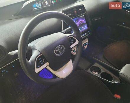 Белый Тойота Приус, объемом двигателя 1.8 л и пробегом 115 тыс. км за 14000 $, фото 9 на Automoto.ua