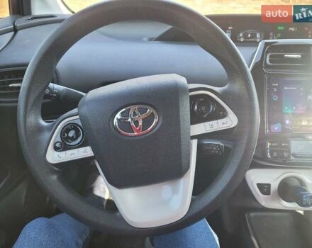 Белый Тойота Приус, объемом двигателя 1.8 л и пробегом 115 тыс. км за 14000 $, фото 5 на Automoto.ua