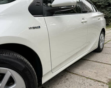 Белый Тойота Приус, объемом двигателя 1.8 л и пробегом 135 тыс. км за 14800 $, фото 39 на Automoto.ua