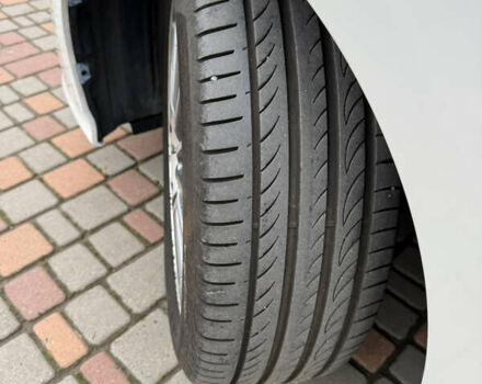 Белый Тойота Приус, объемом двигателя 1.8 л и пробегом 134 тыс. км за 14800 $, фото 15 на Automoto.ua