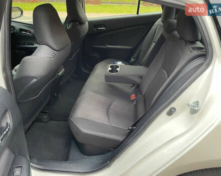 Белый Тойота Приус, объемом двигателя 1.8 л и пробегом 120 тыс. км за 15900 $, фото 11 на Automoto.ua