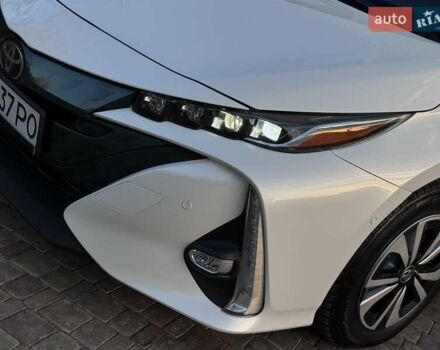 Білий Тойота Пріус, об'ємом двигуна 1.8 л та пробігом 91 тис. км за 17900 $, фото 5 на Automoto.ua