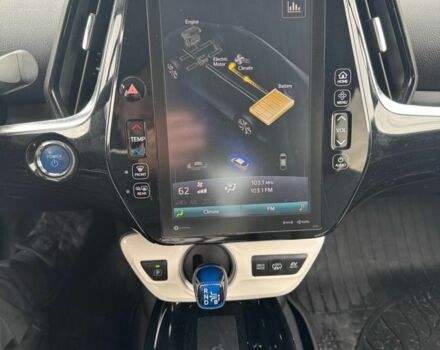 Белый Тойота Приус, объемом двигателя 1.8 л и пробегом 90 тыс. км за 21000 $, фото 5 на Automoto.ua