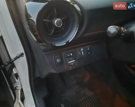 Білий Тойота Пріус, об'ємом двигуна 1.5 л та пробігом 126 тис. км за 13850 $, фото 8 на Automoto.ua