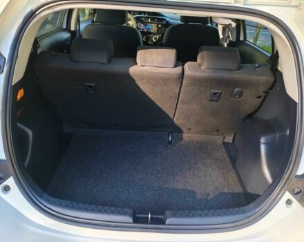 Білий Тойота Пріус, об'ємом двигуна 1.5 л та пробігом 73 тис. км за 12800 $, фото 7 на Automoto.ua