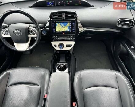 Белый Тойота Приус, объемом двигателя 1.8 л и пробегом 125 тыс. км за 17300 $, фото 8 на Automoto.ua