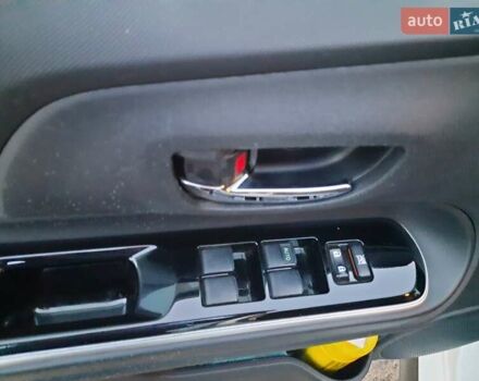 Білий Тойота Пріус, об'ємом двигуна 1.5 л та пробігом 126 тис. км за 13850 $, фото 5 на Automoto.ua