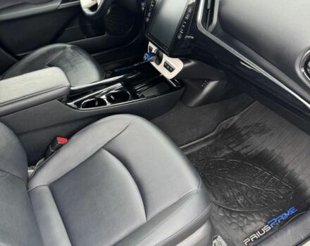 Белый Тойота Приус, объемом двигателя 1.8 л и пробегом 90 тыс. км за 21000 $, фото 7 на Automoto.ua