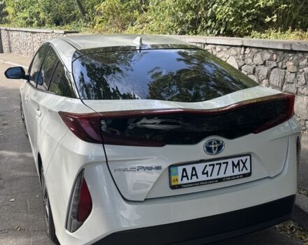 Белый Тойота Приус, объемом двигателя 1.8 л и пробегом 90 тыс. км за 20999 $, фото 1 на Automoto.ua