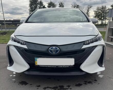 Белый Тойота Приус, объемом двигателя 1.8 л и пробегом 90 тыс. км за 21000 $, фото 3 на Automoto.ua