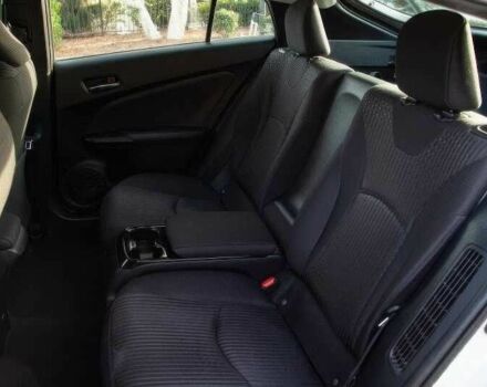 Белый Тойота Приус, объемом двигателя 1.8 л и пробегом 68 тыс. км за 4600 $, фото 11 на Automoto.ua