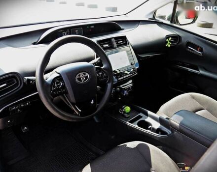 Белый Тойота Приус, объемом двигателя 1.8 л и пробегом 71 тыс. км за 21800 $, фото 6 на Automoto.ua