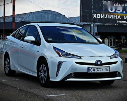 Белый Тойота Приус, объемом двигателя 1.8 л и пробегом 71 тыс. км за 21800 $, фото 1 на Automoto.ua