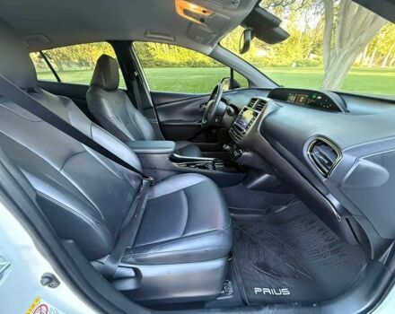 Белый Тойота Приус, объемом двигателя 1.8 л и пробегом 30 тыс. км за 11200 $, фото 9 на Automoto.ua