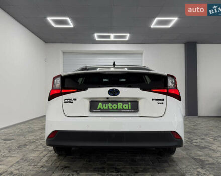 Белый Тойота Приус, объемом двигателя 1.8 л и пробегом 45 тыс. км за 22999 $, фото 4 на Automoto.ua