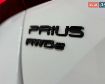 Белый Тойота Приус, объемом двигателя 1.8 л и пробегом 45 тыс. км за 22999 $, фото 20 на Automoto.ua
