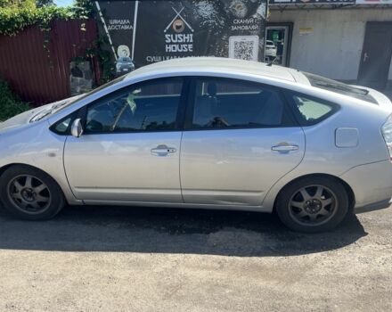 Белый Тойота Приус, объемом двигателя 1.6 л и пробегом 180 тыс. км за 5700 $, фото 3 на Automoto.ua